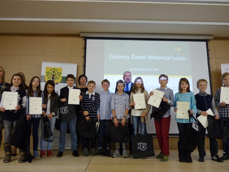 /pliki/pictures/image/aktualnosci/dzienwolontariatu/podz II.jpg /pliki/pictures/image/aktualnosci/dzienwolontariatu/podz II.jpg